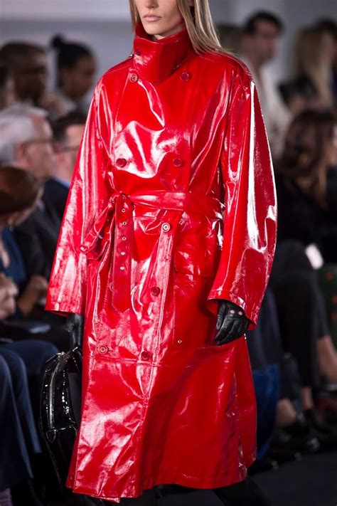 Rainwear firmato da donna .